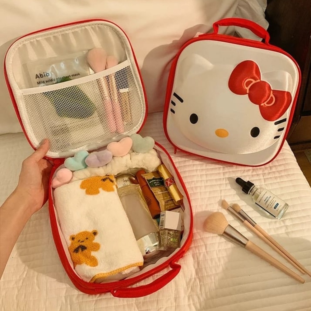 3D Hello Kitty Make up Organizer
